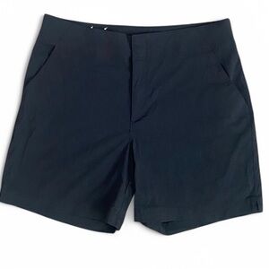 Women’s Columbia Black All Season Casual Shorts Size 12